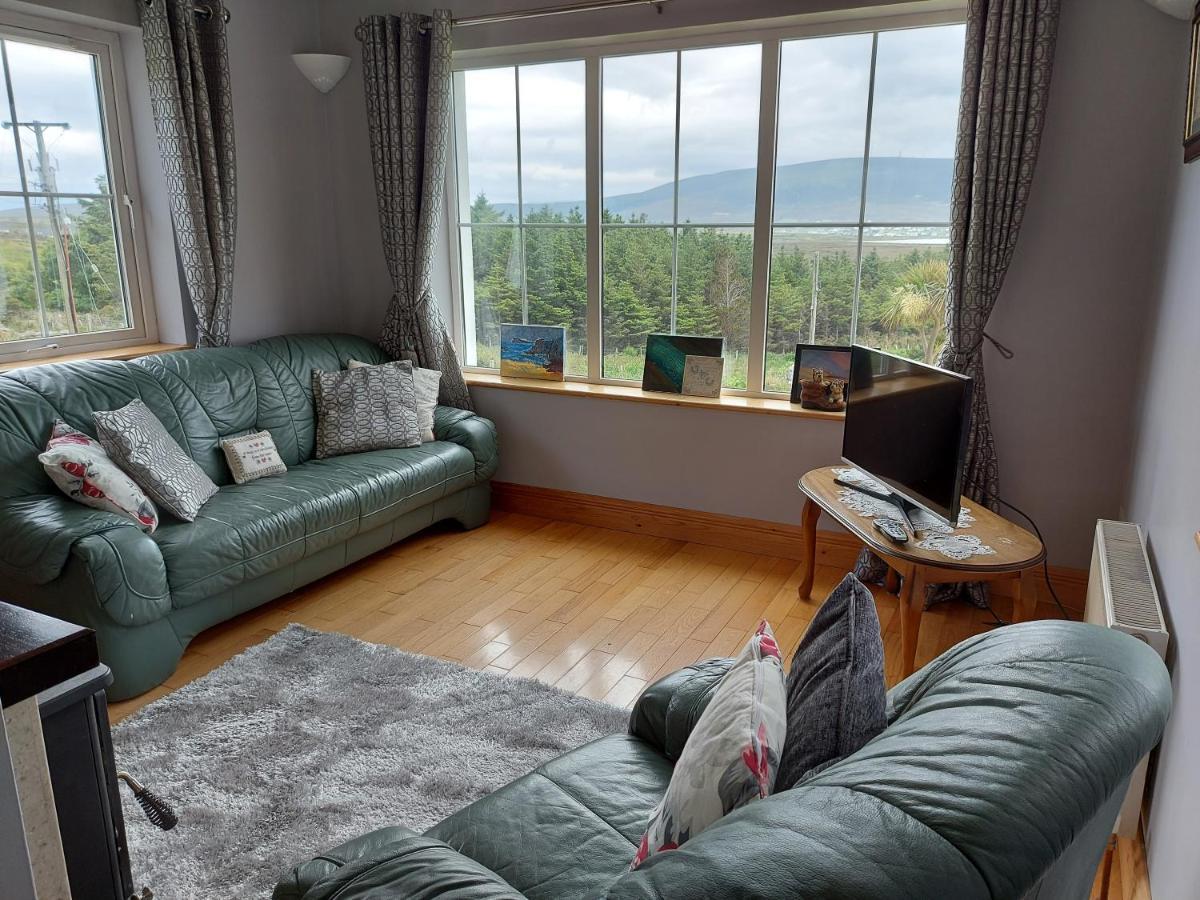 Apartament Minaun Cliff View Keel  Zewnętrze zdjęcie