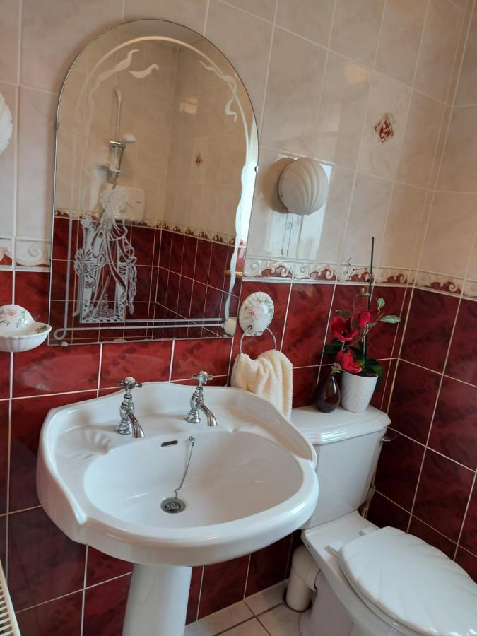 Apartament Minaun Cliff View Keel  Zewnętrze zdjęcie