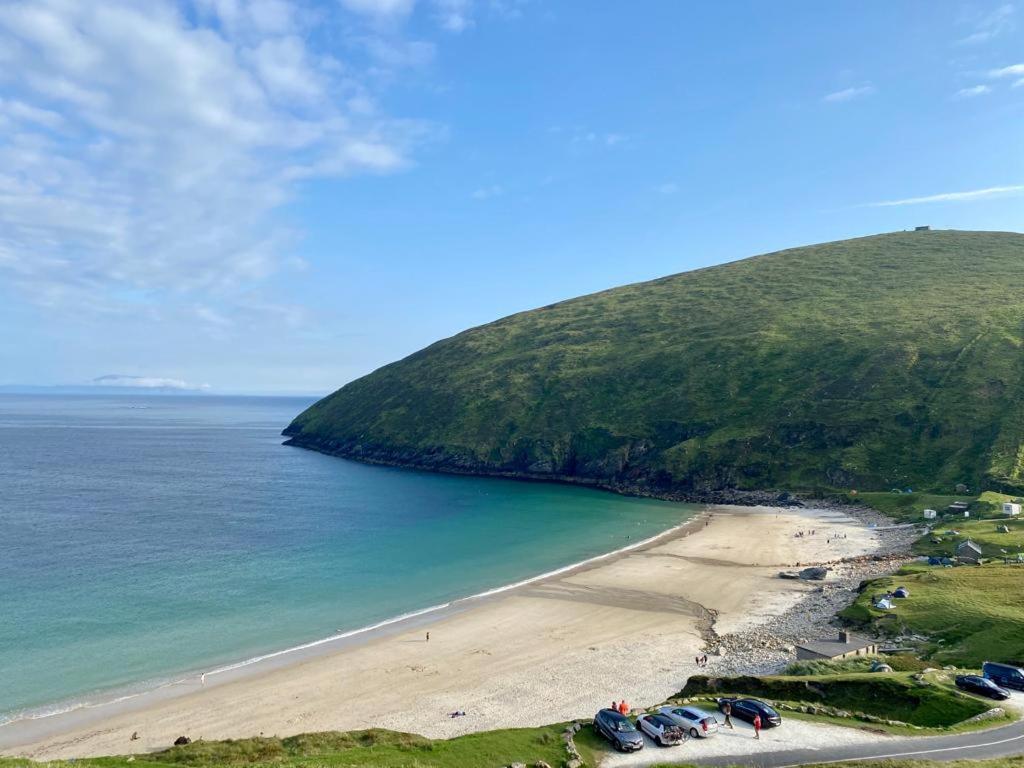 Apartament Minaun Cliff View Keel  Pokój zdjęcie